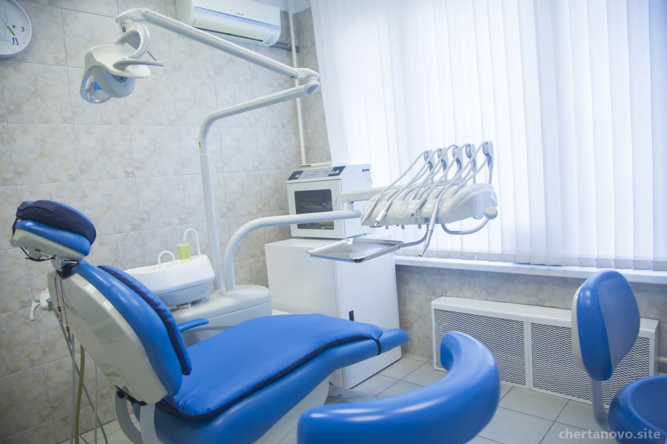 Стоматологическая клиника Денто Лидер на Днепропетровской улице Изображение 4