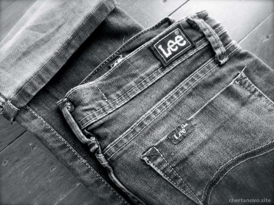 Магазин джинсовой одежды Lee Wrangler Изображение 1