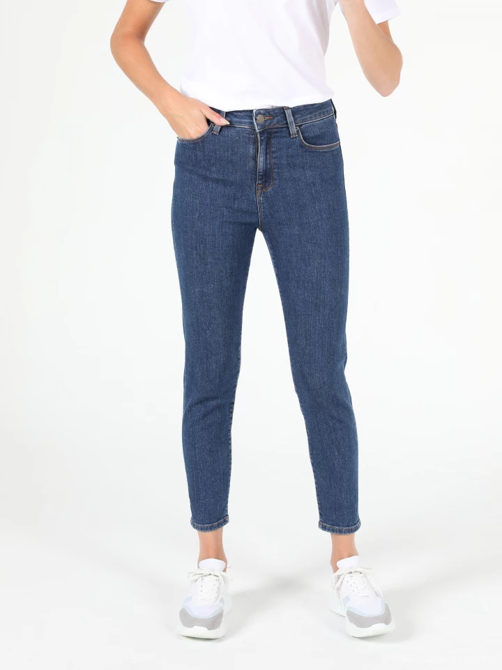 Магазин джинсовой одежды Colin`s Изображение 2